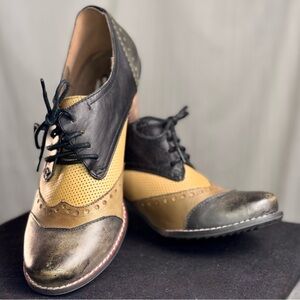 L’artiste Bardot Shoes/Multi-Tone Leather Oxford Shoes